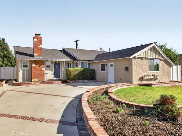 21043 Hemmingway St, Canoga Park, CA 91304