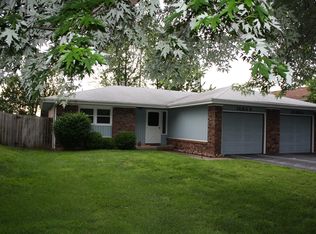 1538 S Lovers Ln, Springfield, MO 65804