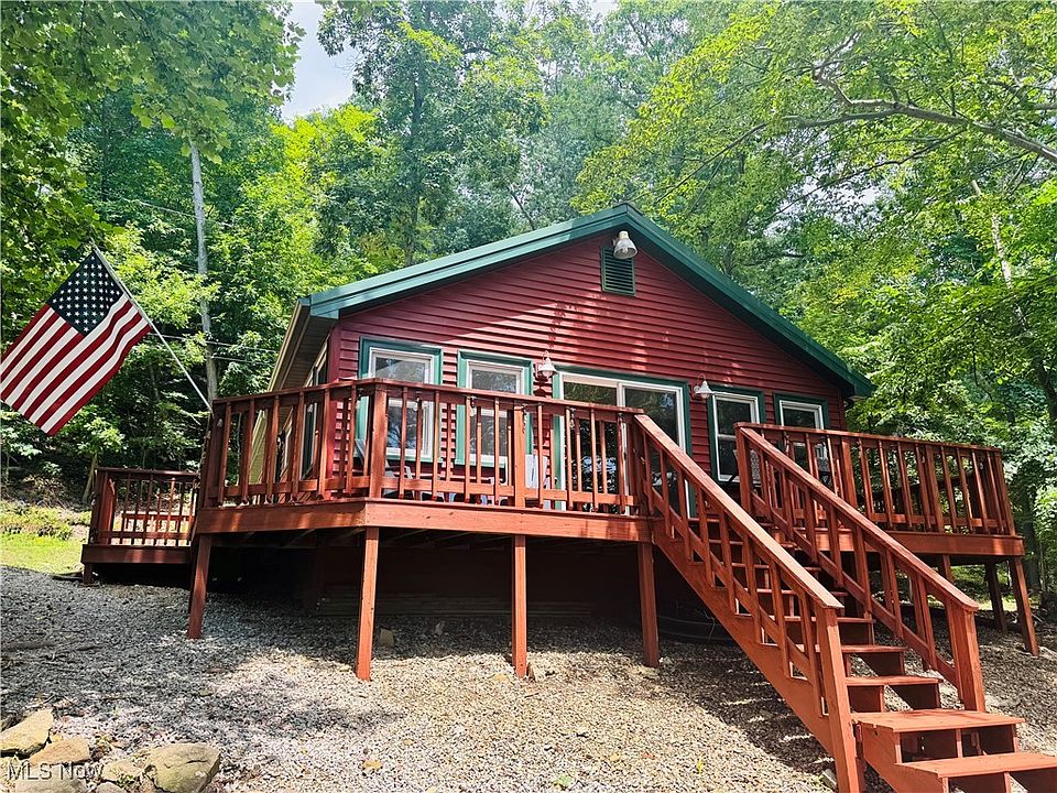 2nd image of 33660 Hidden Ledges Rd
