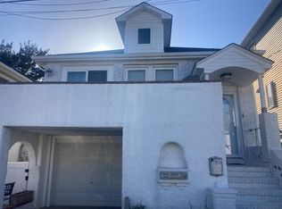 87 Buffalo Ave, Long Beach, NY 11561