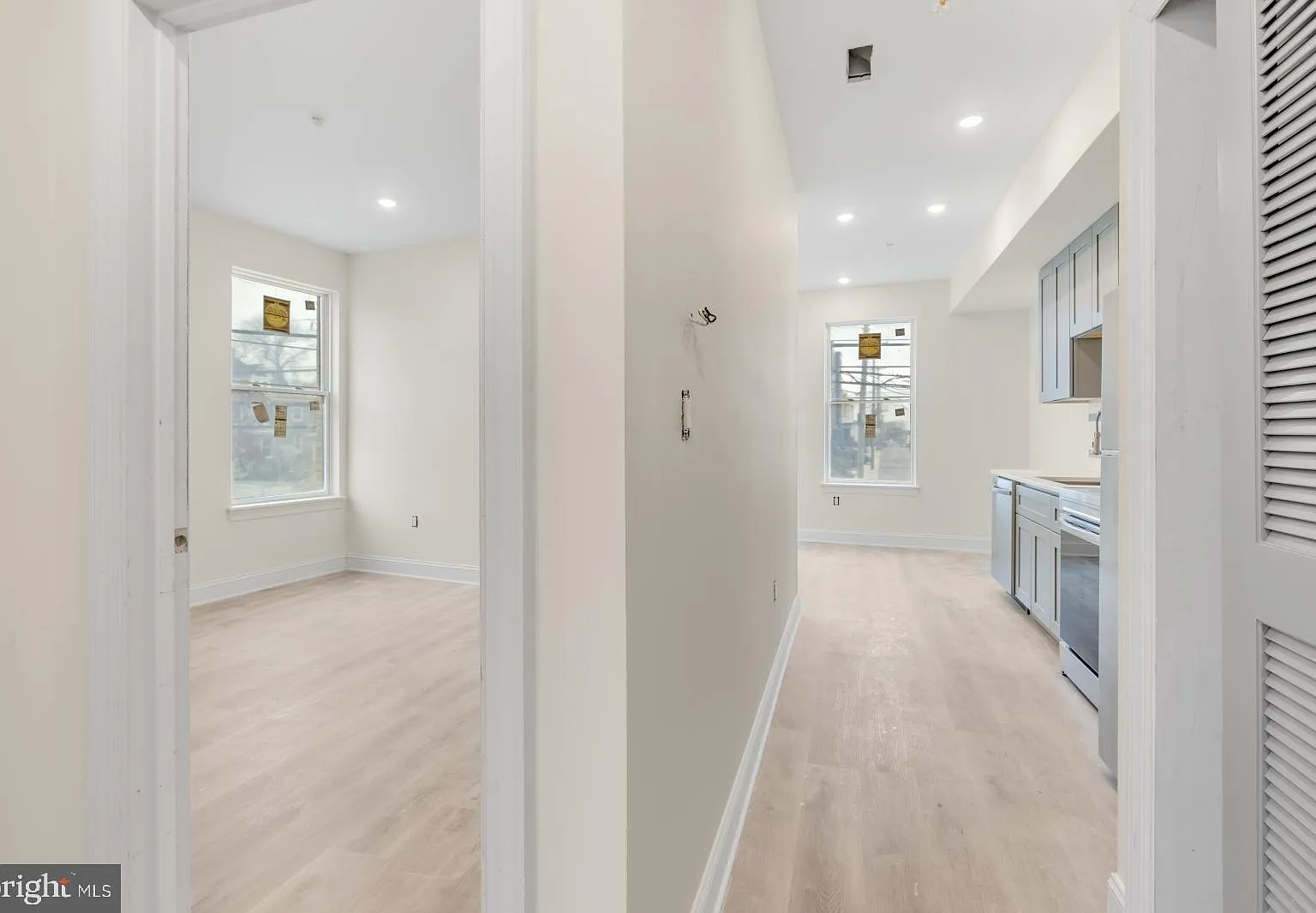 1 bed, 1.0 bath, 2736 sqft, $1,295 — Photo 2