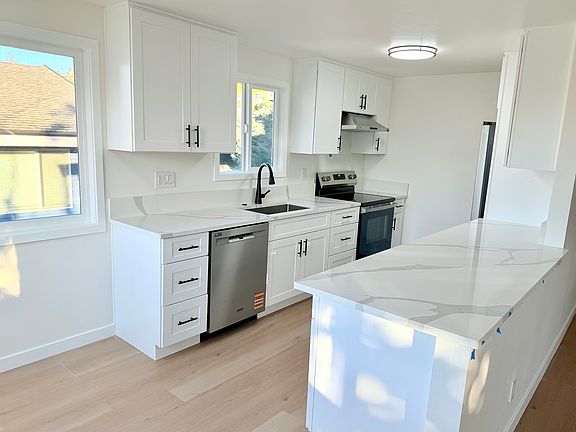 5th image of 1818 10th Ave W APT 3