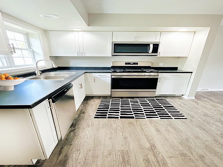 1 Bedroom Kitchen 1 Bedroom Kitchen