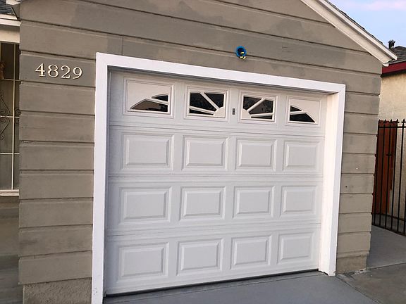 2nd image of 4829 W 137th Pl