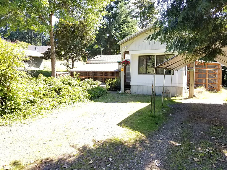 53rd Ave SE — Photo 2