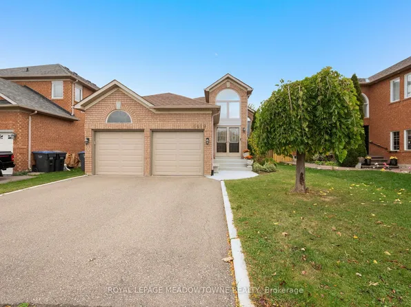 5419 Loonlake Ave, Mississauga, ON L5V 2E1