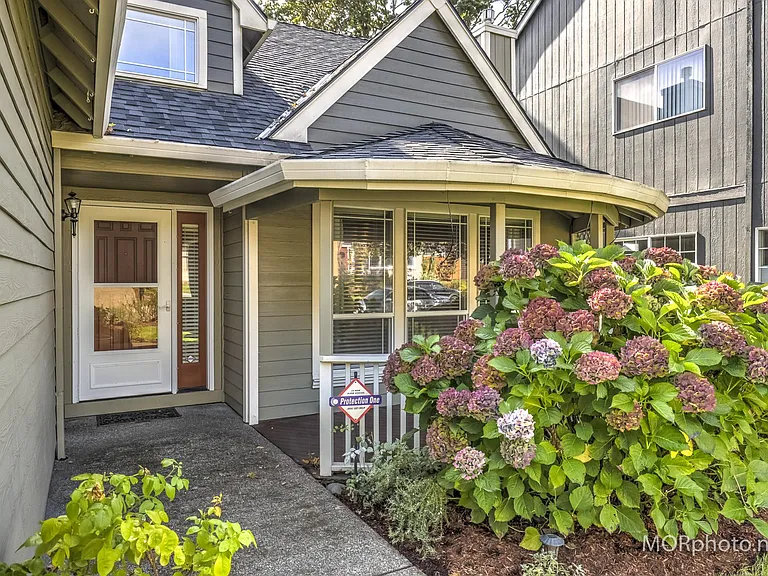 12840 SW Harlequin Dr — Photo 3