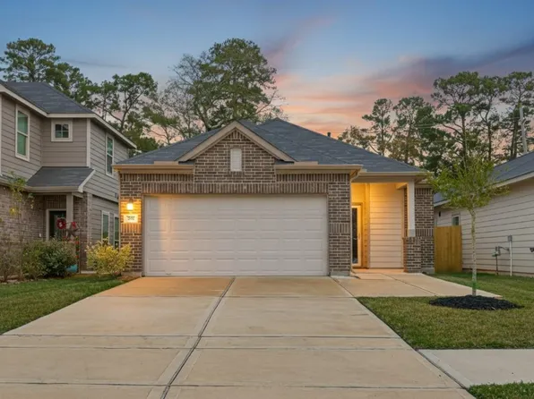 320 Emerald Thicket Ln, Huffman, TX 77336