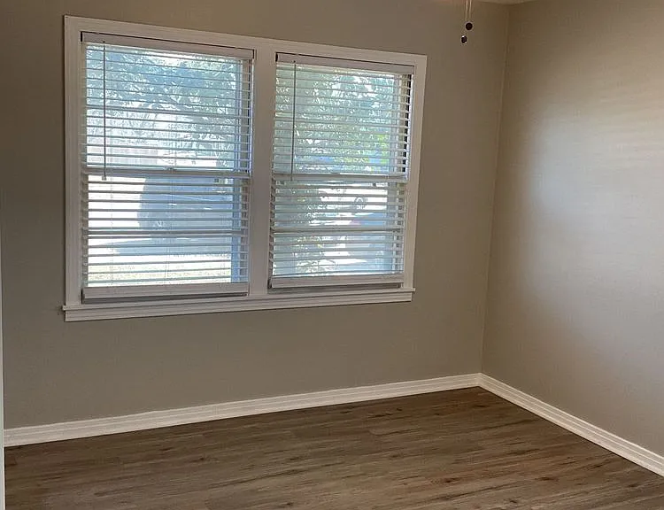 920 Fannin Loop — Photo 13