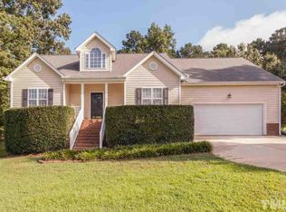 705 Raymond Dr, Clayton, NC 27527