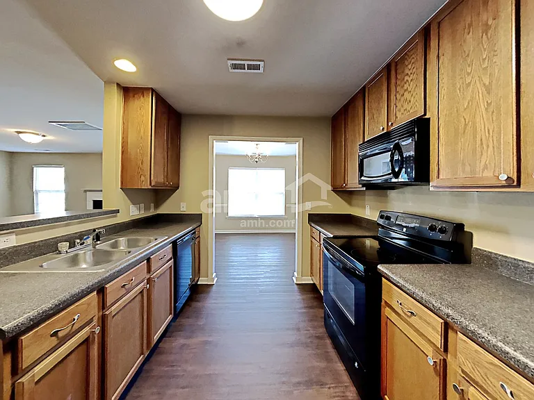 829 Willow Bay Dr — Photo 4