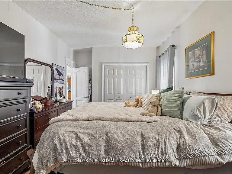 155 1/2 Lake St #MAIN — Photo 25