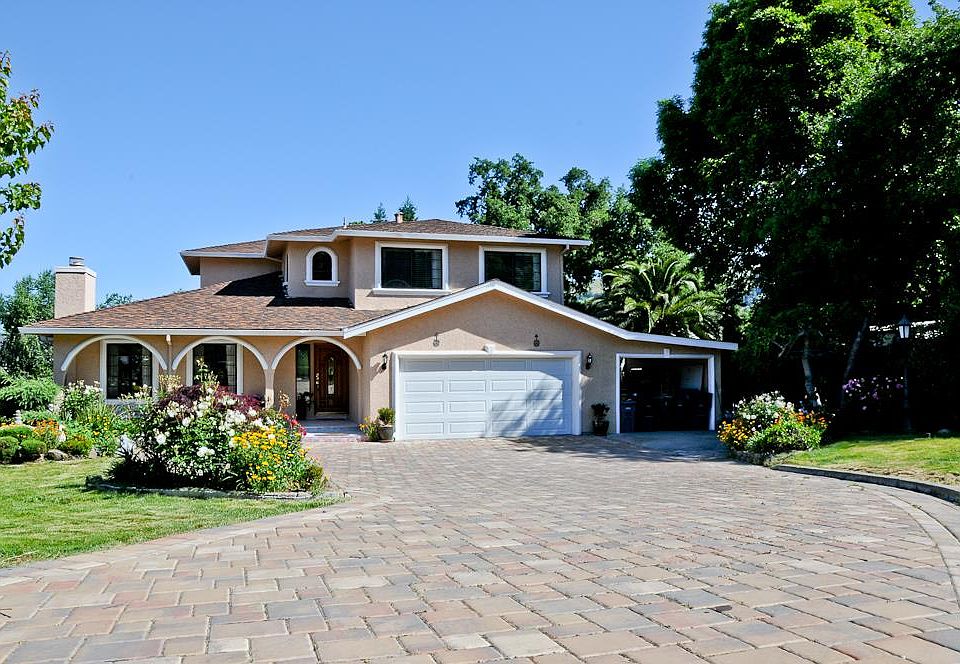 1st image of 16800 Jackson Oaks Dr