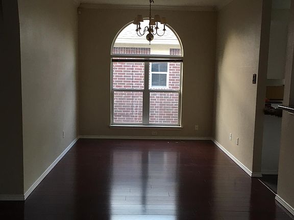 2nd image of 3409 Mayflower Ct