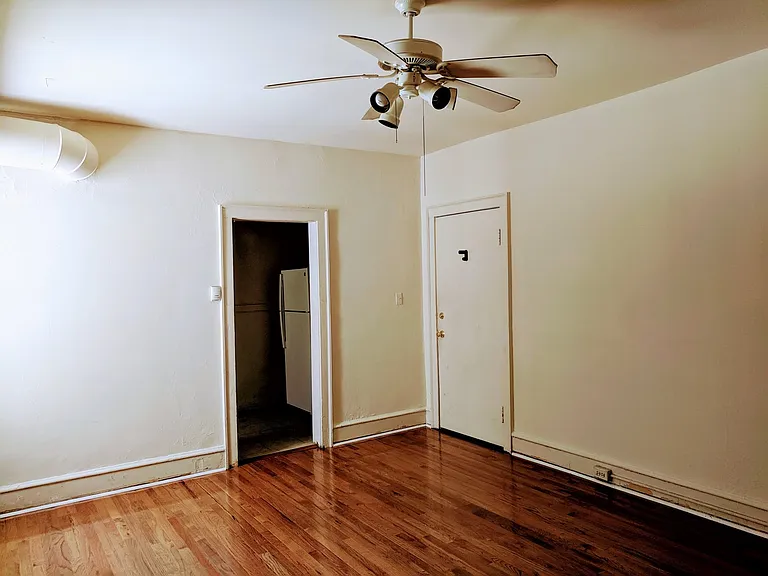 1128 W. Grace St.* — Photo 11
