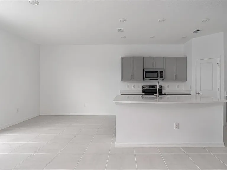 11787 Glenside Ter — Photo 5