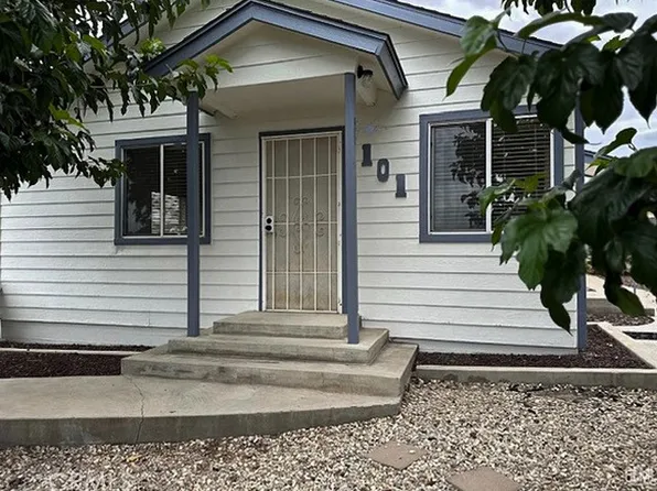 101 Wood St, Taft, CA 93268