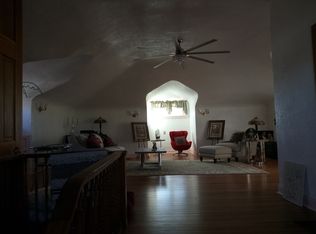 3204 Flora Ave, Kansas City, MO 64109