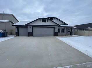 3993 E Eagle Ridge Dr, Nampa, ID 83687