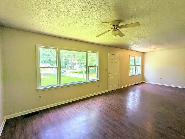 3604 Bolfair Dr NW — Photo 4