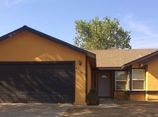 4936 W Chestnut Ave, Visalia, CA 93277