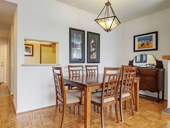 5th image of 2185 Bush St APT 209