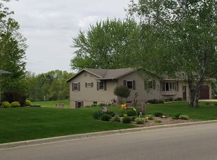535 East Broadway, Plainview, MN 55964