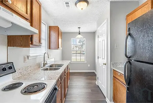 8228 Wynewood Ct — Photo 27