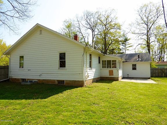 4th image of 22341 Osborn Ave