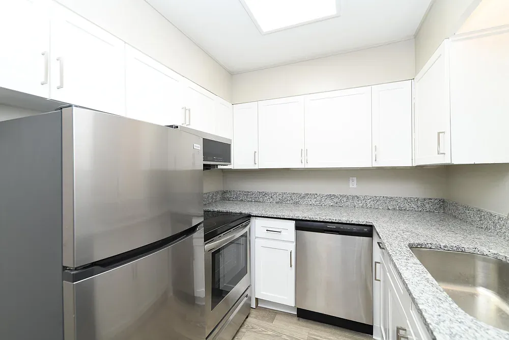 2 bed, 760 sqft, $1,000 — Photo 2