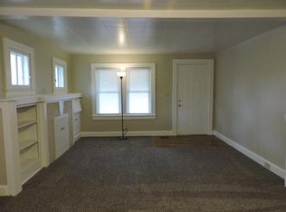 1825 S Evanston Ave, Independence, MO 64052