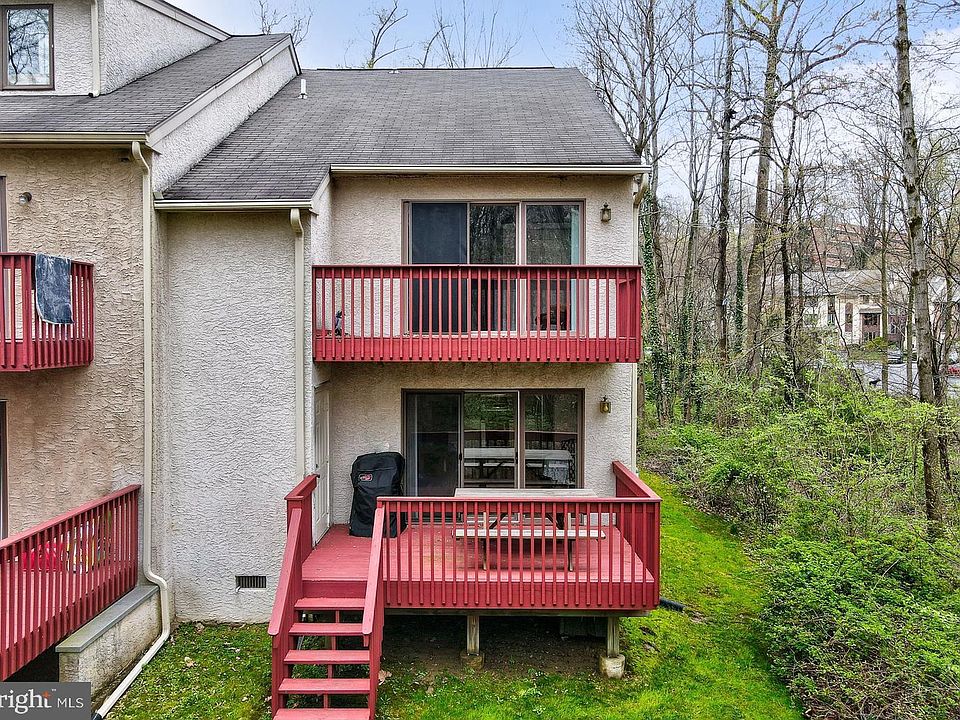 2nd image of 330 Westbriar Dr