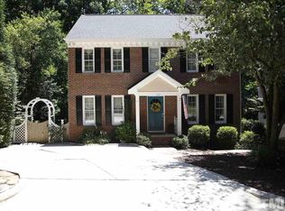 212 Kingsmill Rd, Cary, NC 27511