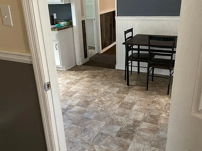 3902 Hawthorne Ave SW — Photo 14