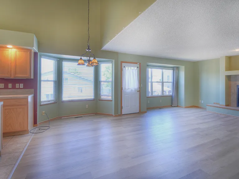 2244 Pinyon Jay Dr — Photo 1