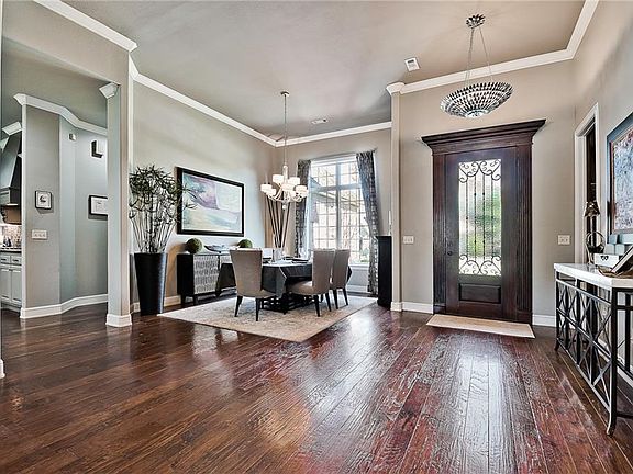 2nd image of 7002 W Balmoral Dr
