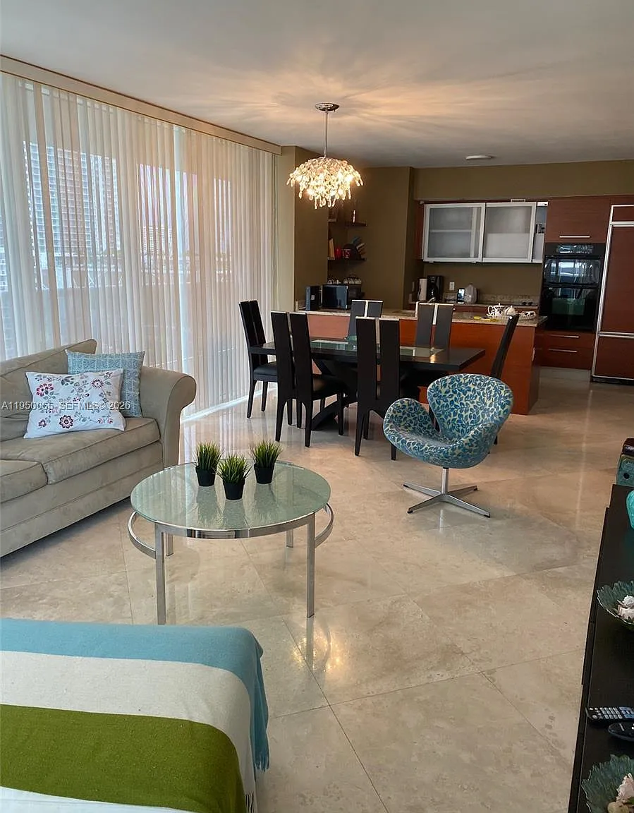 Beach Club Two Condo — Photo 2