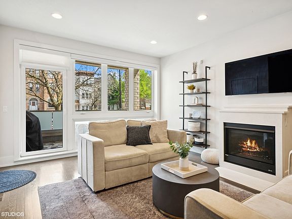 2nd image of 1842 N Kedzie Ave #1F