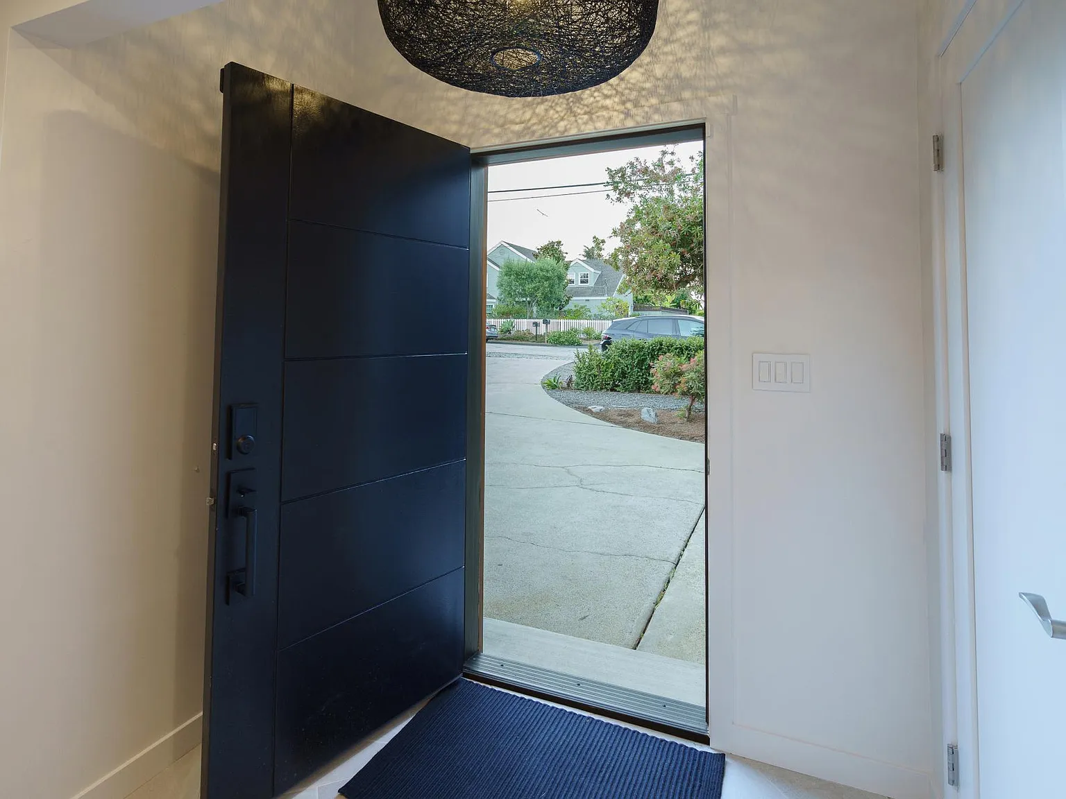 170 Hillcrest Drive — Photo 4