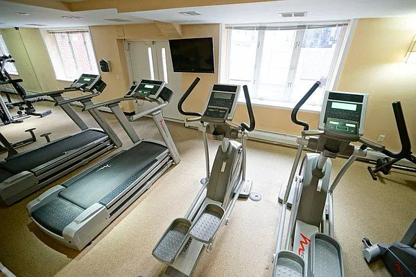 Rented by Douglas Elliman | media 29