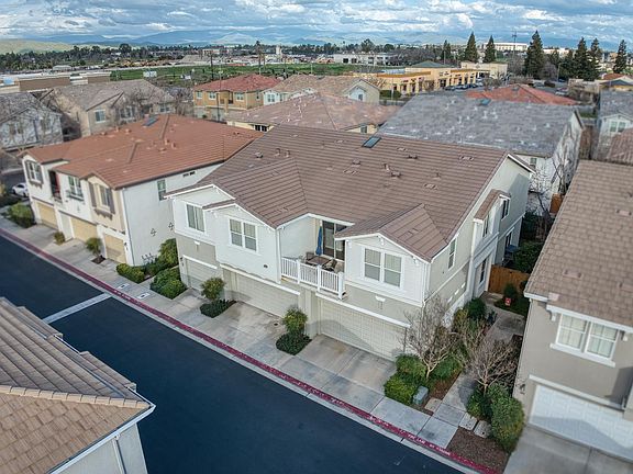 2nd image of 367 N Raphael Ln