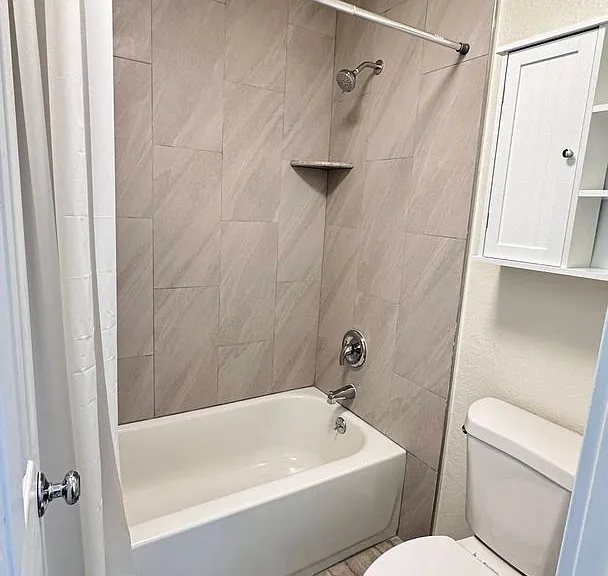 7222 Melrose St #205 — Photo 13