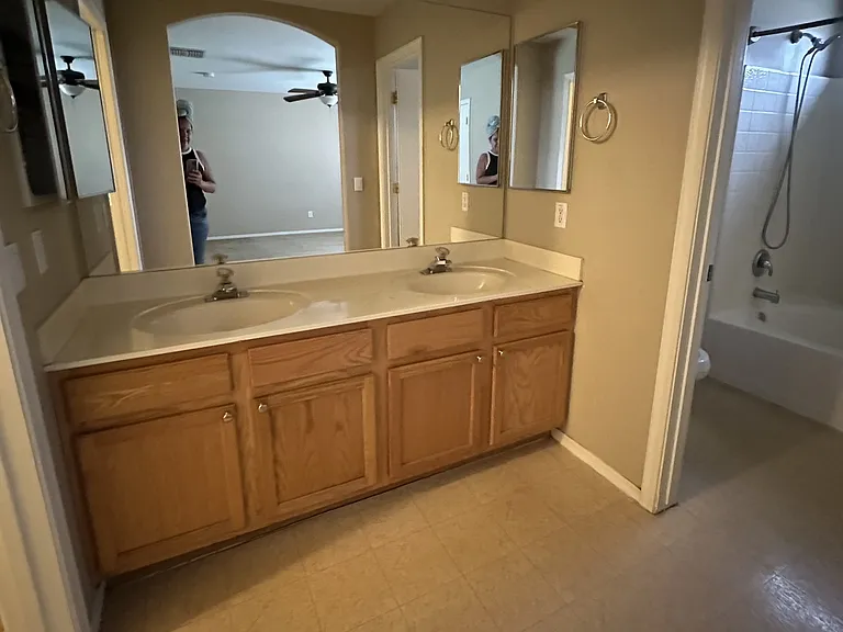 13235 W Banff Ln — Photo 9