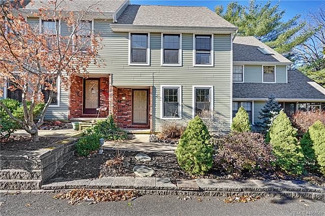 1st image of 7 Barnes Ln #7B