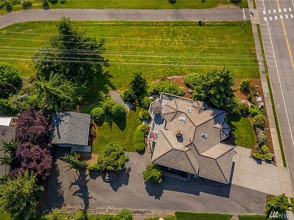4th image of 8108 75th St NE