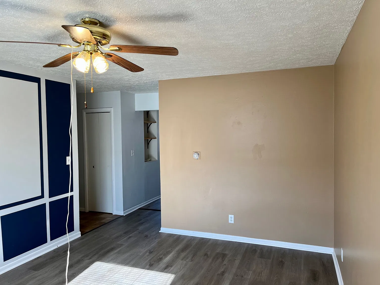 2 bed, 900 sqft, $1,000 — Photo 3