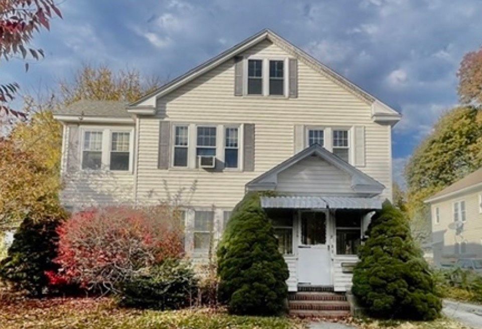 1st image of 7 Wawecus Rd #1