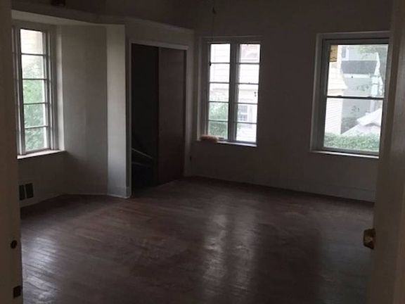 2nd image of 36 Franklin Ave Fl 23