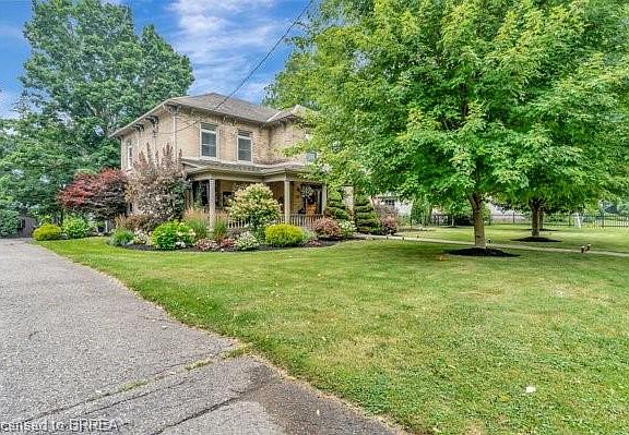 2nd image of 66 Banfield St
