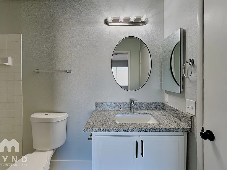 4336 Fox Point Dr — Photo 12